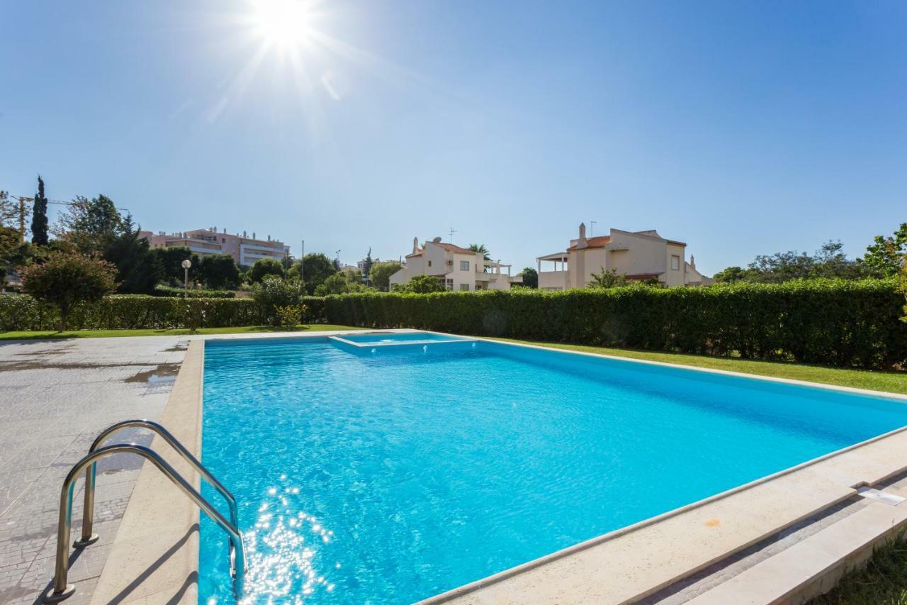 Kali Apartment - With Pool Portimao Exterior photo